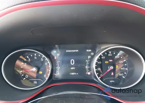 2019 Jeep Compass Trailhawk 4X4 from USA, damaged, VIN 3C4NJDDB6KT721290